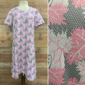 Vintage 1970s Pink Leaf Design Dress 44” Bust /42” Waist